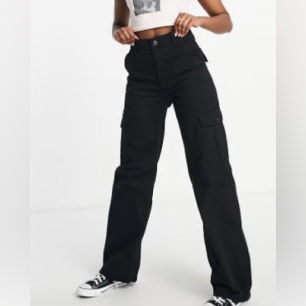 Pull & Bear Black Cargo Pants